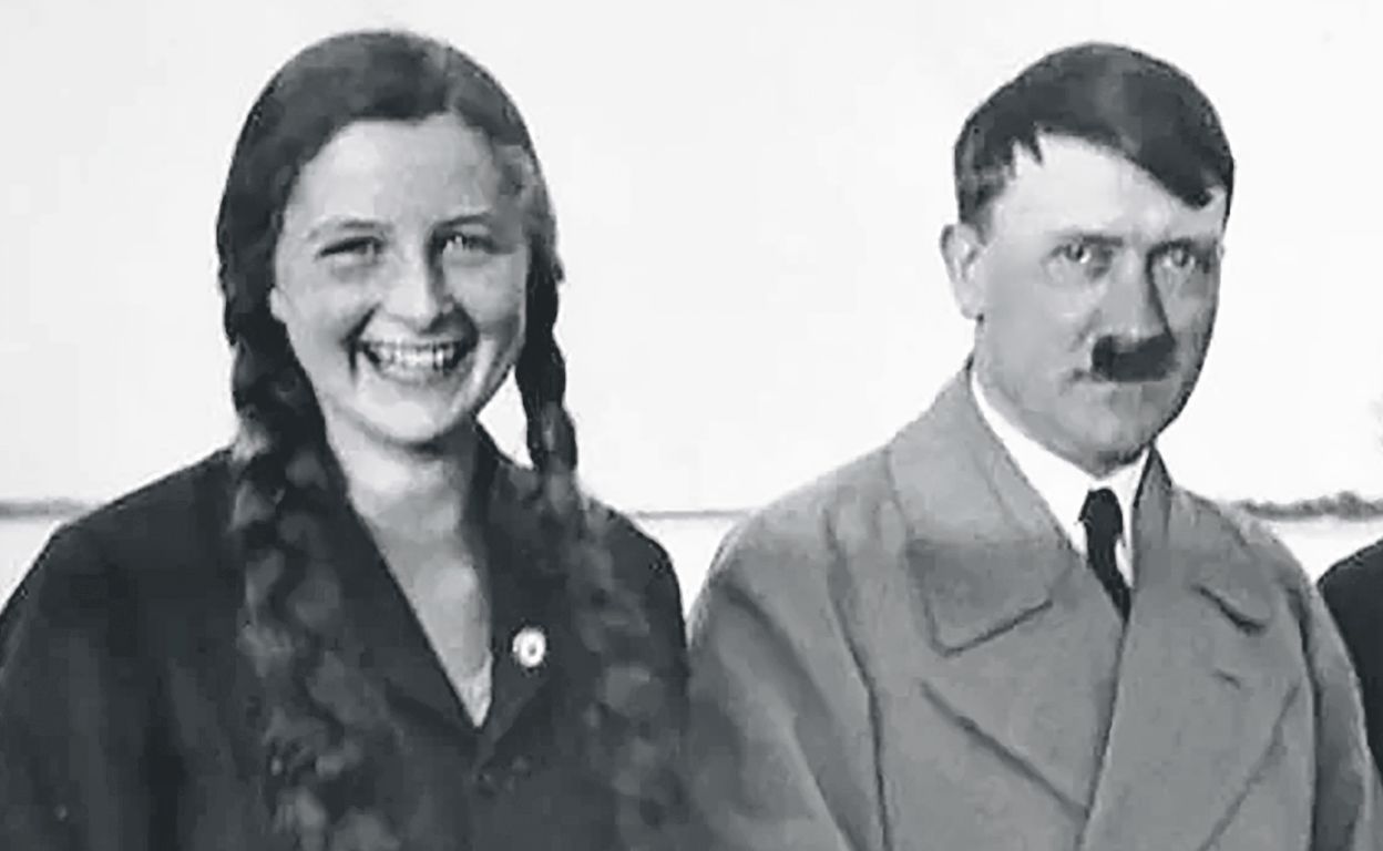 alternative text